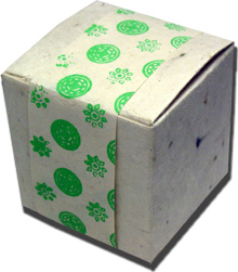 Favor box with Green Flowers Embellishment
